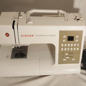 ZINGER Confidence Quilter Sewing Machine